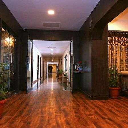 Hotel Shantidoot, Dadar Mālād Extérieur photo